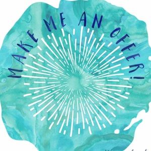 TAKING OFFERS!!! SAVE BIG WITH BUNDLES💕💕